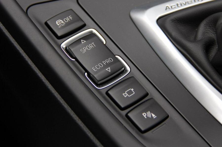  BMW ActiveHybrid 3 2013 года  (фото 12 из 43)
